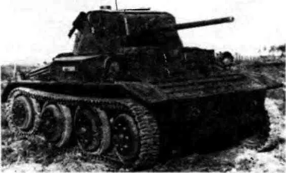 Танк MKVII на полигоне в Кубинке 1945 год Экипажи 151й танковой бригады - фото 60