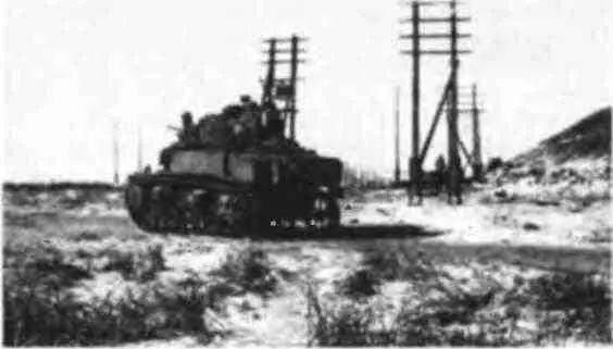 Танк МЗл в районе Сталинграда Январь 1943 года Советские танки в - фото 79