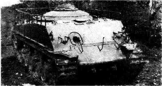 Танк M4A276W HVSS переделанный после войны в тягач Импортная бронетанковая - фото 115