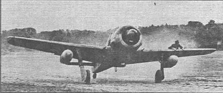 На рулежке истребительбомбардировщик Fw 190G1 Он вооружался только двумя - фото 117