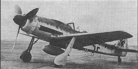 Серийный Fw 190D9 с подфюзеляжным 300 л баком Fw 190V56 прототип - фото 145