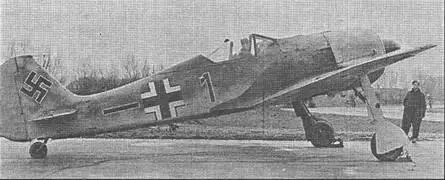 Fw 190А2 из состава JG 26 Fw 190Аа3 турецких ВВС Поначалу вооружение - фото 91