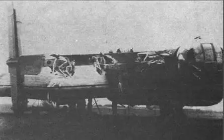 Порой из боевых вылетов возвращались если не на одном крыле то на одной - фото 60