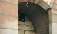 Но оставалась одна проблема получилось что дымоход из тандыра выведен в ту - фото 197