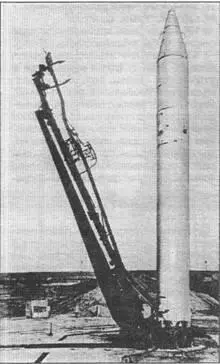 Р36О на пусковой установке В конце 1964 года на Байконуре началась - фото 39