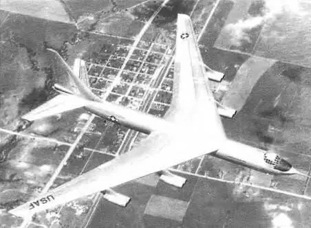 Опытный бомбардировщик YB60 Атомная летающая лаборатория NB36H Из - фото 33