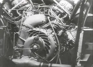 Мотор М34ФРНВ на самолете ПС124 вид изнутри крыла август 1939 г На базе - фото 66