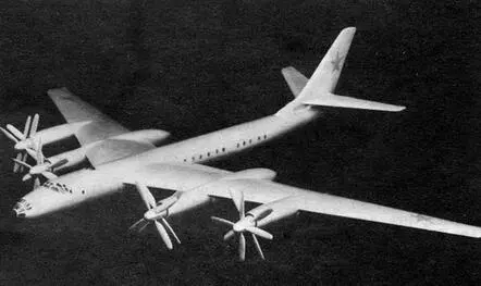 Модель самолета Ту116 ТУ95М серийный бомбардировщик с двигателями НК12М - фото 23