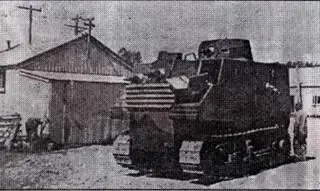 Танк Боба Сэмпла в г Темука 1940 год Боб Сэмпл слева осматривает - фото 58
