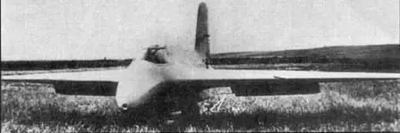 Me 163 V4 KESW после установки посадочных щитков Безмоторный Me 163 V2 - фото 92