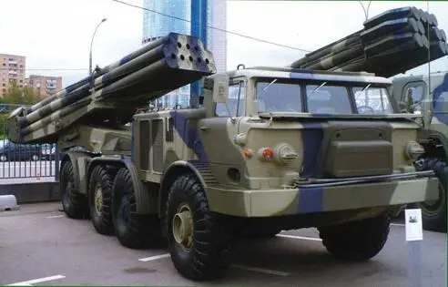 Пусковая установка 9П140РС30 9К57 Ураган на выставке МВСВ в Москве - фото 84