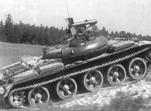 Истребитель танков ИТ1 преодолевает насыпной вал на полигоне Ракета выдана и - фото 37