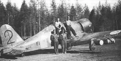 Один из истребителей фиат G50 из состава авиагруппы LcLv 26 28 июня 1941 г - фото 87