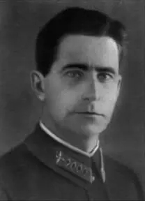 Начальник ВВС РККА ЯМАлкснис 68 февраля 1933 г англичане Гейфорд и Николес на - фото 63