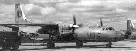 Ан26 из 223й отдельной АЭ войск ПВО Украины Аэропорт Киев лето 1994 г - фото 57
