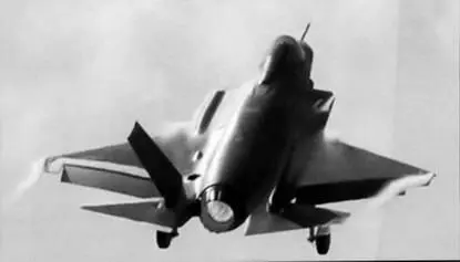 Локхид Мартин F35A Лайтнинг II В настоящее время на заводе фирмы Локхид - фото 96