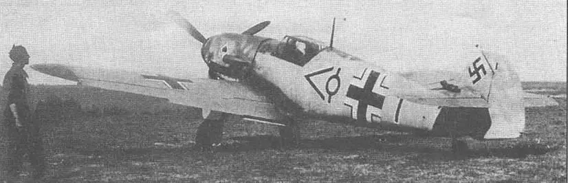 22 июня 1941 г Bf 109F2 из состава 53й истребительной эскадры уже на - фото 109