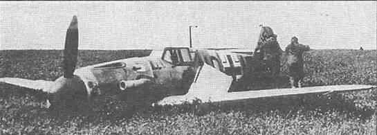 Неудачная посадка опытного V30 Bf 109F1 на котором испытывалась гермокабина - фото 123
