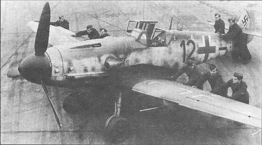 Bf 109G6R6 из состава JG 2 середина 1943 г Хорошо видны обтекатель ниши - фото 135