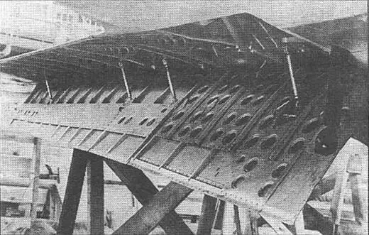 Вид на выпущенный закрылок Хвостовое колесо Авария 3 августа 1938 г на - фото 37