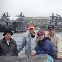 ЧАЙФ на фоне боевых кораблей Красноярск бар Че Гевара планы на Европу В - фото 33