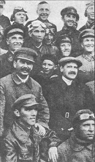 Спортивный праздник в Тушино 1935 г Так начиналась большая любовь великого - фото 17