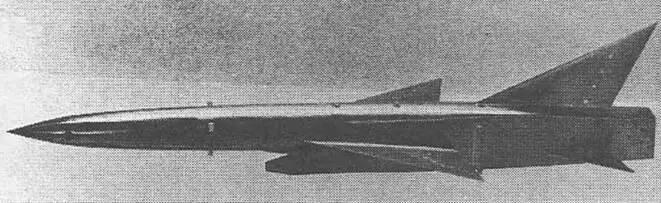 Одна из первых моделей XF103 для аэродинамических продувок В январе 1951 г - фото 27