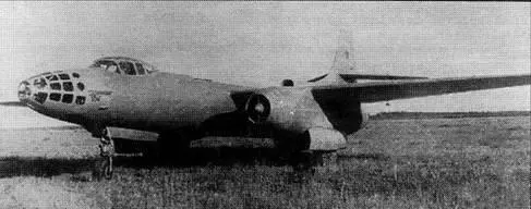 Самолет УЗ Заводские испытания 1948 г В процессе уборки колеса - фото 65