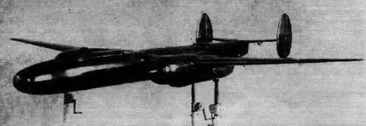 Модель самолета 74 2АШ84ТКРД45 В начале 1946 года в соответствии с - фото 67