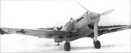 Истребитель Р40В воевавший на Ленинградском фронте Летчики 964го ИАП - фото 68