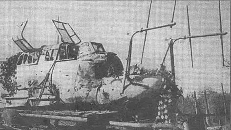 Совершившие вынужденную посадку подбитые Bf 110G4 по возможности эвакуировали - фото 123