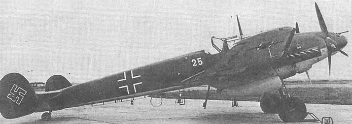 На снимке 25й серийный Bf 110С1 выпуска завода ФоккеВульф Этот Bf 110C1 - фото 42