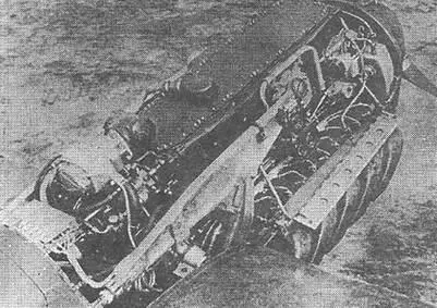 Вид на мотогондолы и двигатели Bf 110С Два снимка носовых 792мм пулеметов Bf - фото 59
