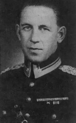 Три лучших финских аса времен второй мировой войны слева на право Эйно - фото 41