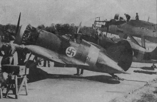 И16 на заводе в Тампере май 1942 г ЛаГГ3 на заводе в Тампере январь 1943 г - фото 55