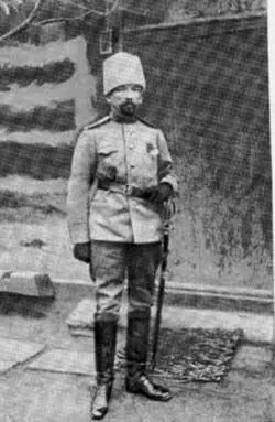 Корнилов во время Ледяного похода 1918 год При подходе к Екатеринодару - фото 11