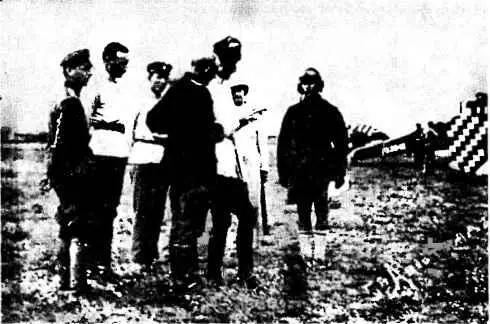 ПН Врангель в авиационном отряде 1920 год Положение Белого Крыма - фото 109