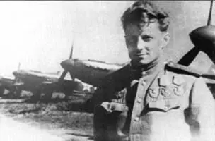 АС Рубахин 1944 г А Б Манукян 1944 г В конце апреля в полк поступило - фото 15