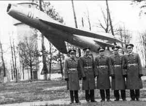 Летчики полка Аэродром Россь 1980е гг Напряженная боевая подготовка не - фото 31