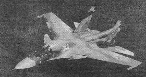 Конкуренты F15E Су30 вверху и Су34 внизу В 1997 году построена - фото 47