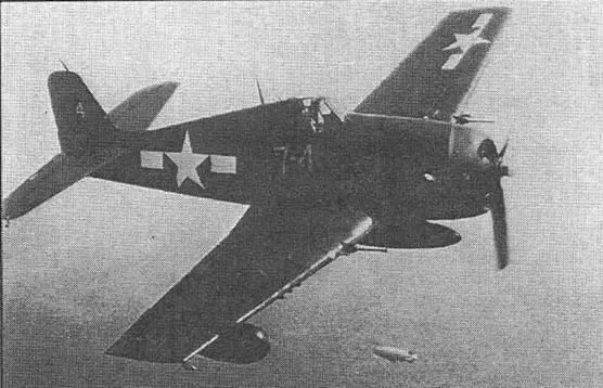 Ночной перехватчик F6F5N с пушками Испано Хеллкэты F6F5P август 1945 - фото 45