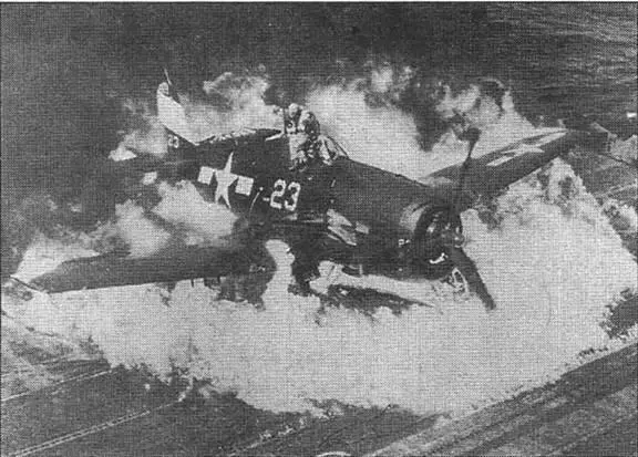 Неудачная посадка Хеллкэт F6F5 в огне февраль 1945 г Конструкция самолета - фото 49