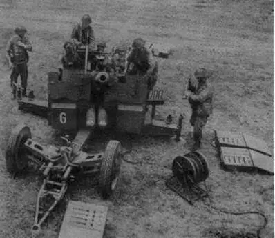 С60 на боевой позиции Источником питания ЭСП57 и ПУАЗ О служила передвижная - фото 198