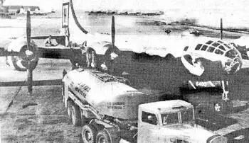 На снимках В29 А из 98й бомбадировочной группы Летом осенью 1952 г целями - фото 52