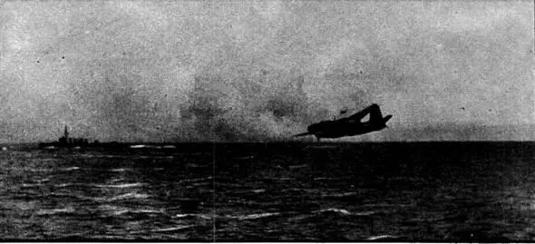 A20G выходит в учебную атаку Северный флот Лето 1945 г Уже в ходе боевых - фото 55