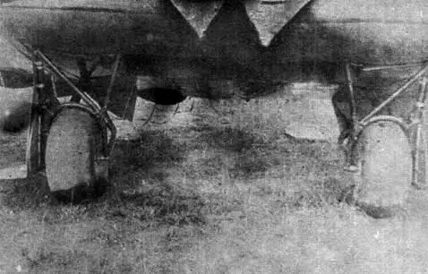 Вид на шасси самолета N3211 Испытание иборки шасси ХАИ1В N3211 Строили новый - фото 96