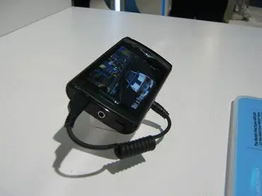 Samsung Wave с Super AMOLED экраном вид сильно сбоку И все видно Наконец - фото 66