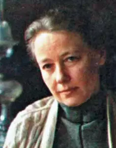 ИЯ САВВИНА Ведущая актриса Художественного театра Родилась в Воронеже В - фото 202
