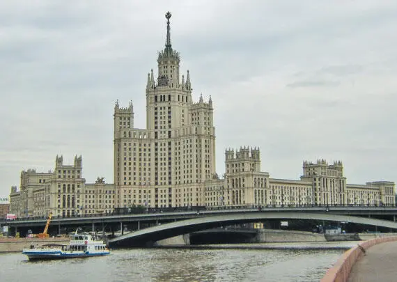 Большой Устьинский мост Яузский бульвар и старинные дома В какойто момент - фото 253