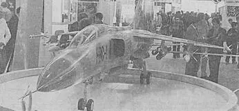 Огромная модель китайского JH7 FBC1 ВОКРУГ САЛОНА Первые МАКСы весьма - фото 18